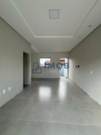 Imagem Casa com 2 Quartos à Venda, 70 m² em Centro - Guaramirim Imagem Casa com 2 Quartos à Venda, 70 m² em Centro - Guaramirim