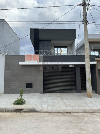 Casa com 3 Quartos à Venda, 250 m² em Ibituruna - Montes Claros