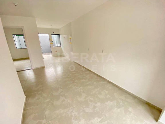 Imagem Casa com 2 Quartos à Venda, 50 m² em Meia Praia - Navegantes Imagem Casa com 2 Quartos à Venda, 50 m² em Meia Praia - Navegantes