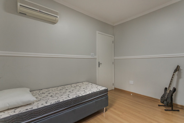Imagem Apartamento com 2 Quartos à Venda, 74 m² em Rio Branco - Porto Alegre Imagem Apartamento com 2 Quartos à Venda, 74 m² em Rio Branco - Porto Alegre