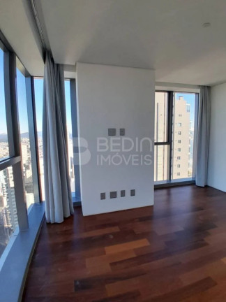 Imagem Apartamento com 4 Quartos à Venda, 232 m² em Centro - Balneário Camboriú Imagem Apartamento com 4 Quartos à Venda, 232 m² em Centro - Balneário Camboriú
