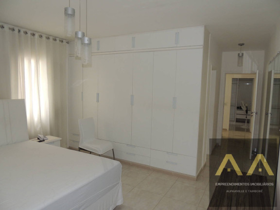 Imagem Casa com 4 Quartos à Venda, 330 m² em Alphaville - Santana De Parnaíba Imagem Casa com 4 Quartos à Venda, 330 m² em Alphaville - Santana De Parnaíba