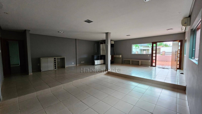 Imagem Casa com 4 Quartos para Alugar, 400 m² em Aleixo - Manaus Imagem Casa com 4 Quartos para Alugar, 400 m² em Aleixo - Manaus
