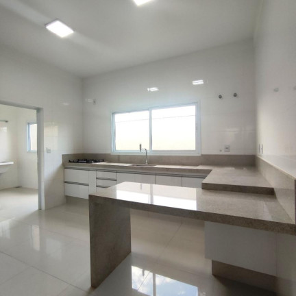Imagem Casa com 3 Quartos à Venda, 290 m² em Condomínio Residencial Decolores - Birigui