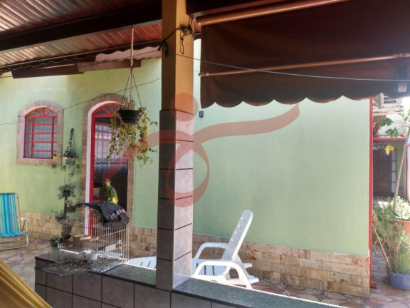 Imagem Casa com 3 Quartos à Venda, 250 m² em Parque São Cristóvão - Taubaté