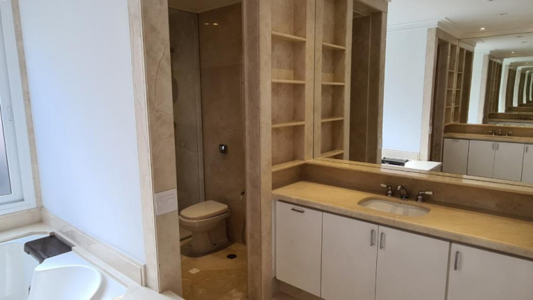 Imagem Casa com 4 Quartos à Venda, 750 m² em Jardim Europa - São Paulo Imagem Casa com 4 Quartos à Venda, 750 m² em Jardim Europa - São Paulo