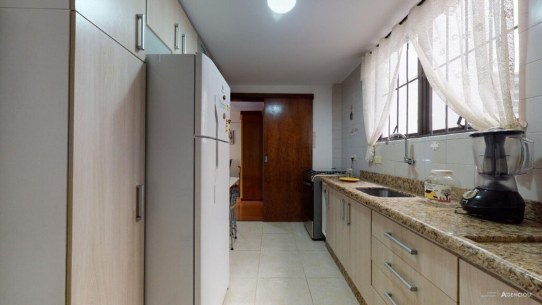 Imagem Imóvel com 1 Quarto à Venda, 48 m² em Cidade Baixa - Porto Alegre Imagem Imóvel com 1 Quarto à Venda, 48 m² em Cidade Baixa - Porto Alegre