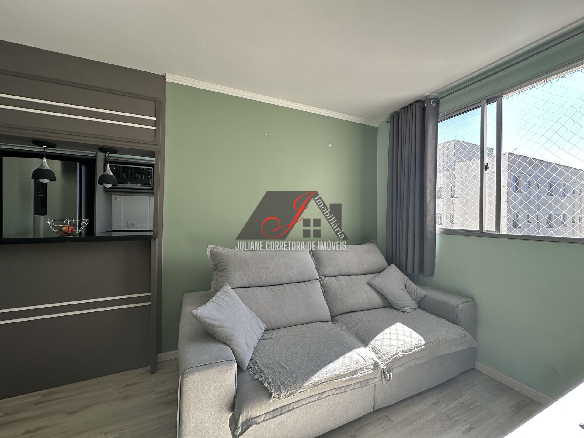 Imagem Apartamento com 2 Quartos à Venda, 54 m² em Pinheirinho - Curitiba