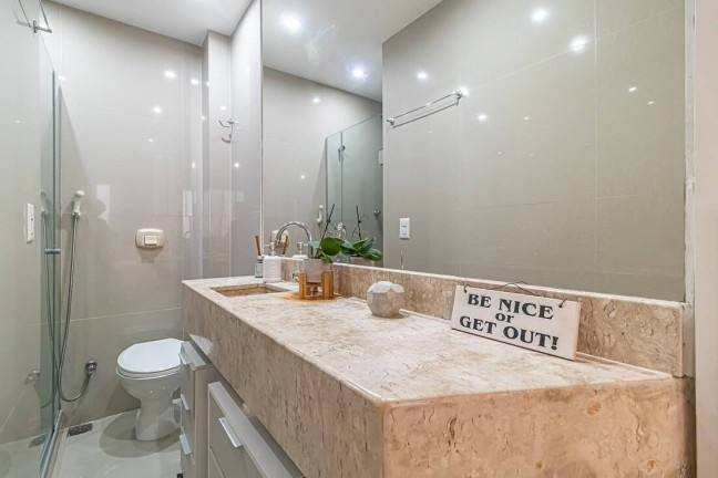 Imagem Apartamento com 2 Quartos à Venda, em Ipanema - Rio De Janeiro Imagem Apartamento com 2 Quartos à Venda, em Ipanema - Rio De Janeiro