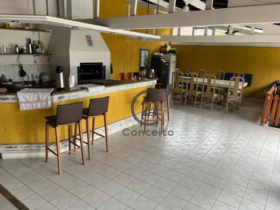 Imagem Casa com 6 Quartos à Venda, 411 m² em Trindade - Florianópolis