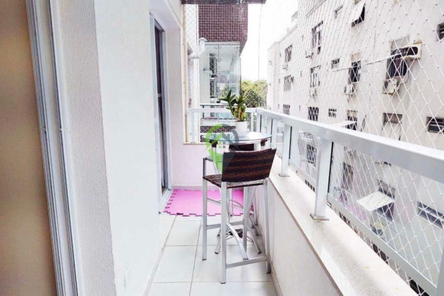 Imagem Apartamento com 2 Quartos à Venda, 74 m² em José Menino - Santos