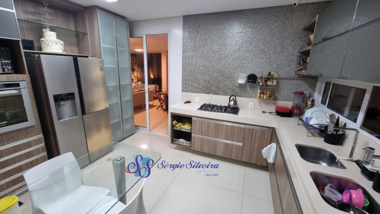Imagem Casa com 5 Quartos à Venda, 396 m² em Coaçu - Eusébio