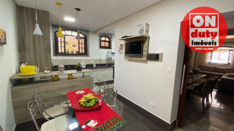 Imagem Sobrado com 3 Quartos à Venda, 200 m² em Boqueirão - Santos Imagem Sobrado com 3 Quartos à Venda, 200 m² em Boqueirão - Santos