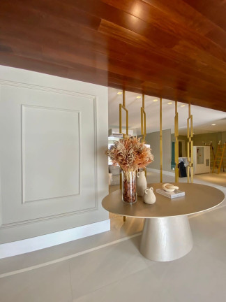 Imagem Apartamento com 2 Quartos à Venda, 78 m² em Meia Praia - Itapema