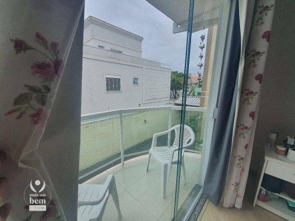 Imagem Sobrado com 3 Quartos à Venda, 142 m² em Hauer - Curitiba