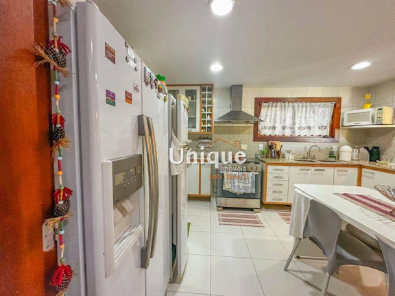 Imagem Casa com 6 Quartos à Venda, 260 m² em Praia Do Forno - Armação Dos Búzios Imagem Casa com 6 Quartos à Venda, 260 m² em Praia Do Forno - Armação Dos Búzios