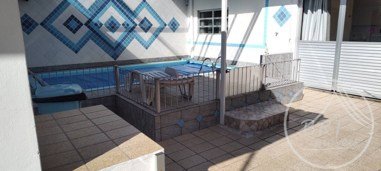 Imagem Casa com 3 Quartos à Venda, 165 m² em Barreiros - São José Imagem Casa com 3 Quartos à Venda, 165 m² em Barreiros - São José
