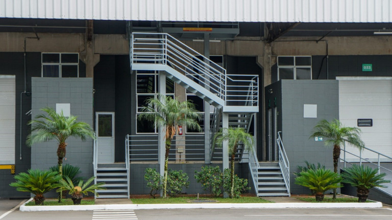Imagem Imóvel para Alugar, 3.298 m² em Medeiros - Jundiaí Imagem Imóvel para Alugar, 3.298 m² em Medeiros - Jundiaí