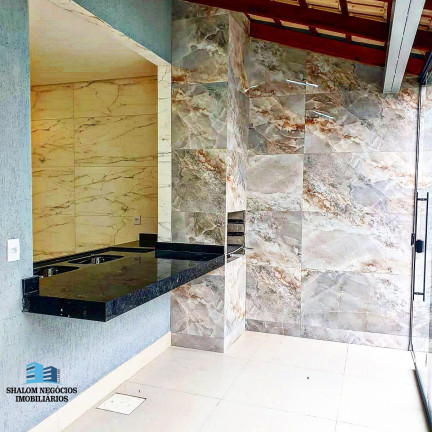 Imagem Casa com 4 Quartos à Venda, 215 m² em Jd Planalto - Goiânia
