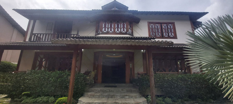 Casa com 6 Quartos à Venda, 575 m² em Quebra Frascos - Teresópolis