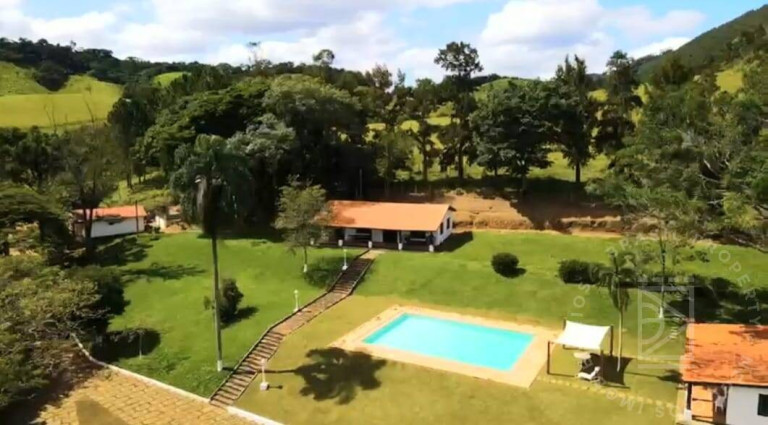 Fazenda à Venda, 2 m² em Centro - São José Dos Campos
