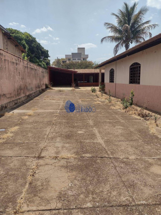 Casa com 3 Quartos à Venda, 150 m² em Cidade Universitária - Anápolis