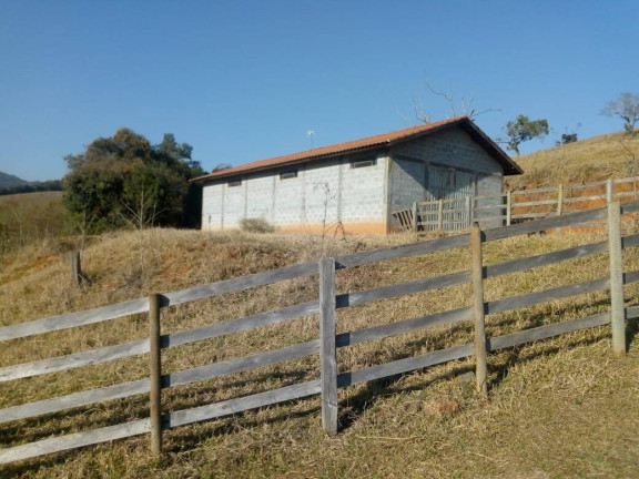 Chácara com 3 Quartos à Venda, 532 m² em Zona Rural - Cambuí