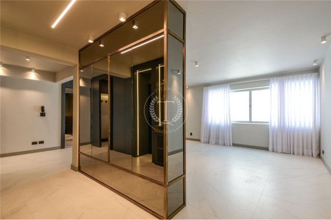 Imagem Apartamento com 2 Quartos à Venda, 113 m² em Moema - São Paulo Imagem Apartamento com 2 Quartos à Venda, 113 m² em Moema - São Paulo