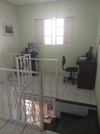 Imagem Casa com 4 Quartos à Venda, 339 m² em Jardim Santa Teresa - Mogi Das Cruzes Imagem Casa com 4 Quartos à Venda, 339 m² em Jardim Santa Teresa - Mogi Das Cruzes