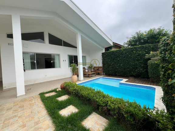 Sobrado com 4 Quartos à Venda, 251 m² em Parque Balneário Oásis - Peruíbe