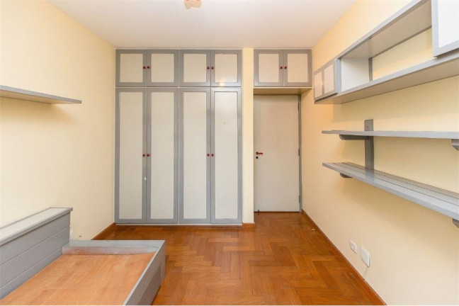 Imagem Imóvel com 5 Quartos à Venda, em Indianópolis - São Paulo Imagem Imóvel com 5 Quartos à Venda, em Indianópolis - São Paulo