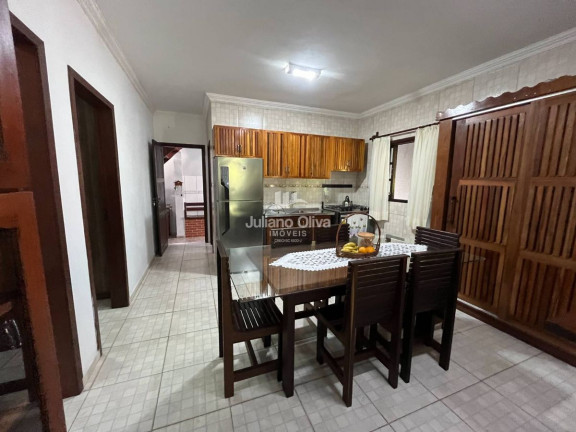 Imagem Sobrado com 5 Quartos à Venda, 258 m² em Barra Do Sai - Itapoá Imagem Sobrado com 5 Quartos à Venda, 258 m² em Barra Do Sai - Itapoá