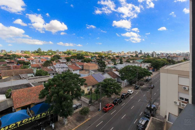 Imagem Apartamento com 2 Quartos à Venda, 70 m² em Santa Maria Goretti - Porto Alegre Imagem Apartamento com 2 Quartos à Venda, 70 m² em Santa Maria Goretti - Porto Alegre