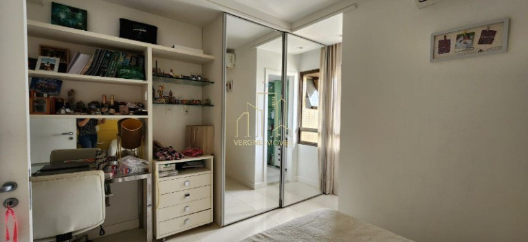 Imagem Imóvel com 4 Quartos à Venda, 181 m² em Pituba - Salvador Imagem Imóvel com 4 Quartos à Venda, 181 m² em Pituba - Salvador