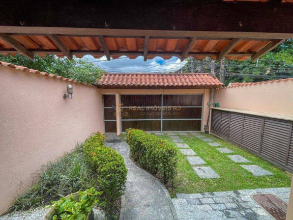 Imagem Casa com 3 Quartos à Venda, 119 m² em Anil - Rio De Janeiro Imagem Casa com 3 Quartos à Venda, 119 m² em Anil - Rio De Janeiro