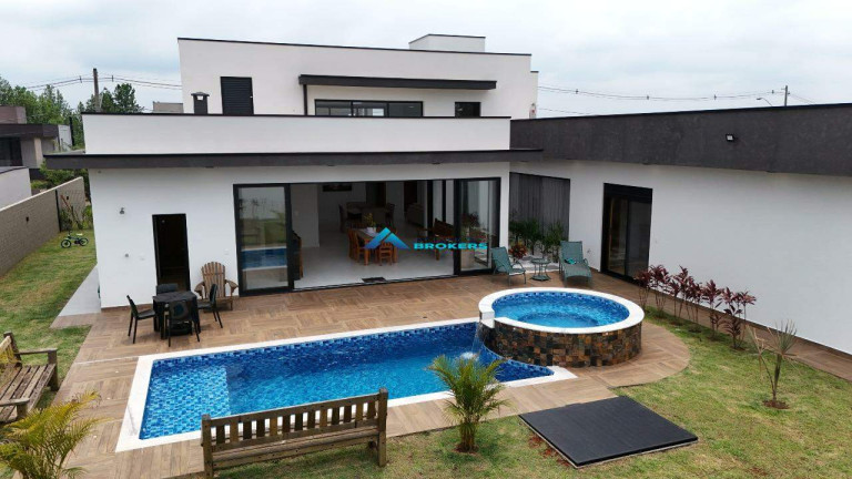 Imagem Casa com 3 Quartos à Venda, 340 m² em Caxambu - Jundiaí