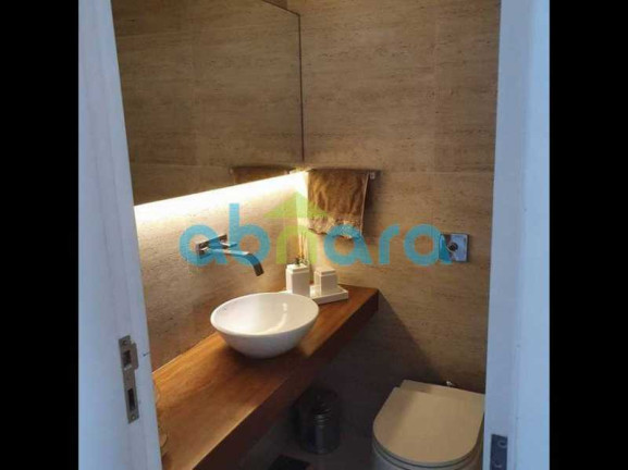 Imagem Apartamento com 3 Quartos à Venda, 140 m² em Copacabana - Rio De Janeiro Imagem Apartamento com 3 Quartos à Venda, 140 m² em Copacabana - Rio De Janeiro