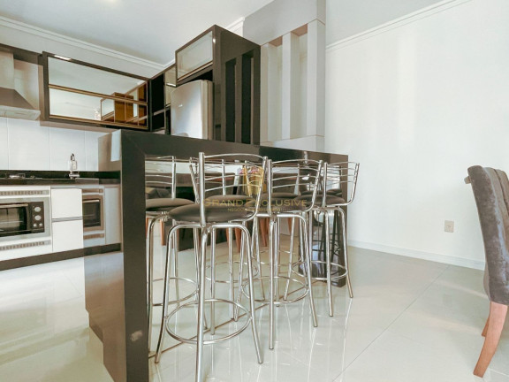 Imagem Apartamento com 3 Quartos à Venda, 102 m² em Centro - Balneário Camboriú Imagem Apartamento com 3 Quartos à Venda, 102 m² em Centro - Balneário Camboriú