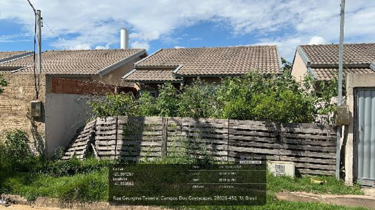 Casa com 2 Quartos à Venda, 140 m² em Parque Aurora - Campos Dos Goytacazes