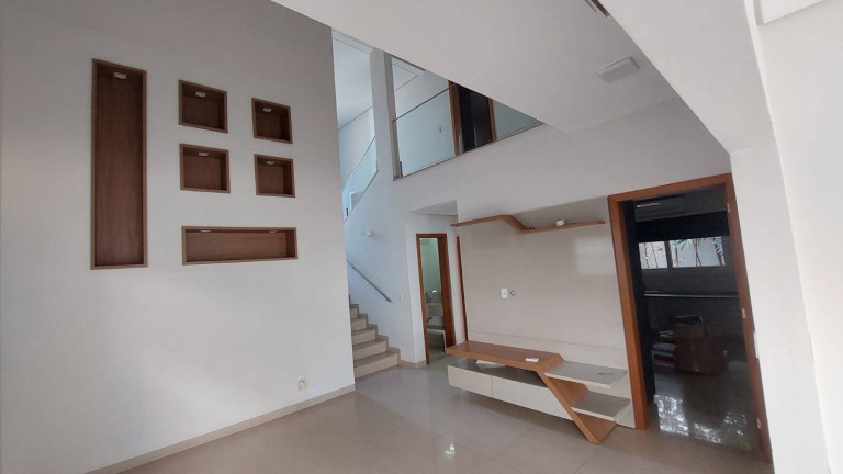 Imagem Casa com 4 Quartos à Venda, 375 m² em Condomínio Belvedere - Cuiabá