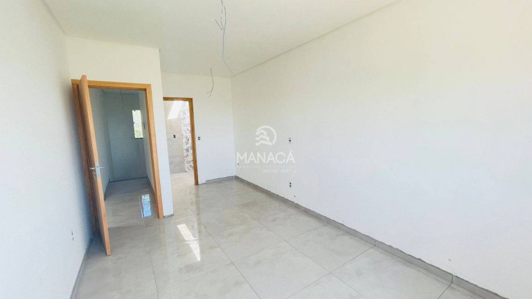 Imagem Sobrado com 3 Quartos à Venda, 166 m² em Centro - Barra Velha