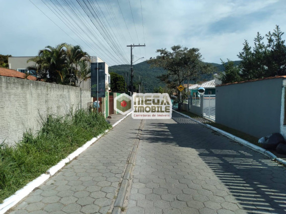 Terreno à Venda, 820 m² em Rio Vermelho - Florianópolis