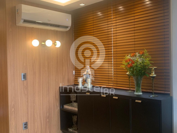 Imagem Apartamento com 4 Quartos à Venda, 160 m² em Meireles - Fortaleza