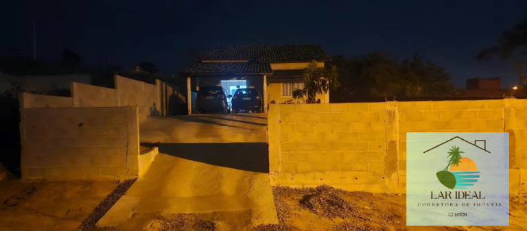 Imagem Casa de Condomínio com 2 Quartos à Venda, 360 m² em Vila Verde - Rio Das Ostras
