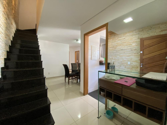 Imagem Cobertura com 2 Quartos à Venda, 120 m² em Castelo - Belo Horizonte