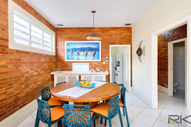 Imagem Casa com 3 Quartos à Venda, 218 m² em Centro - Ubatuba