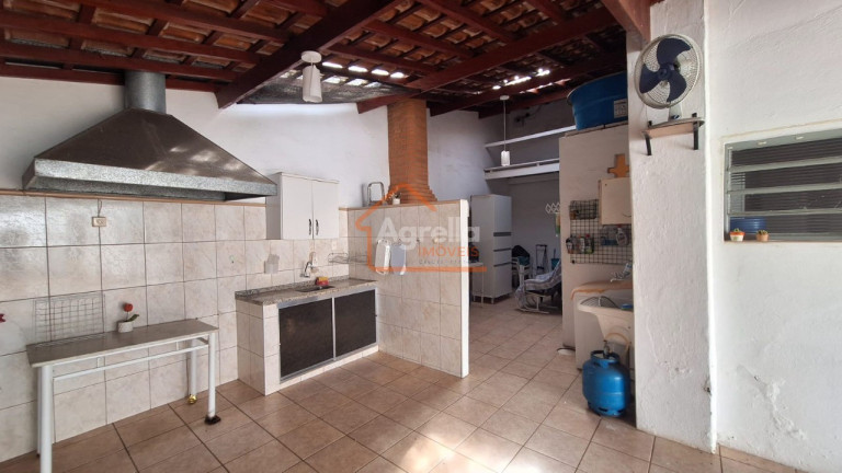 Casa com 4 Quartos à Venda, 243 m² em Centro - Mogi Mirim