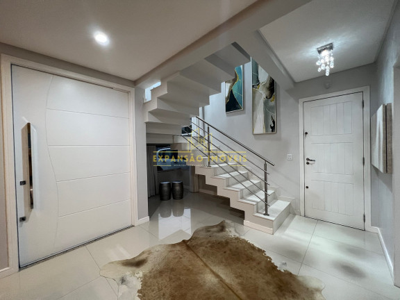 Imagem Casa com 3 Quartos à Venda, 300 m² em Pedra Branca - Palhoça Imagem Casa com 3 Quartos à Venda, 300 m² em Pedra Branca - Palhoça