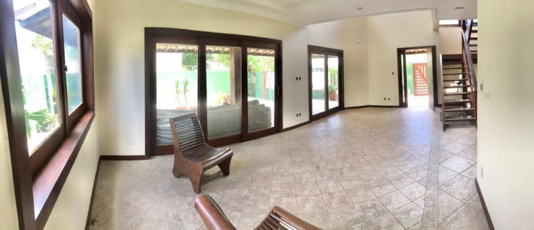 Imagem Casa com 4 Quartos à Venda, 320 m² em Lauro De Freitas - Lauro De Freitas Imagem Casa com 4 Quartos à Venda, 320 m² em Lauro De Freitas - Lauro De Freitas