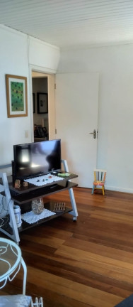 Imagem Casa com 2 Quartos à Venda, 78 m² em Vila Ipiranga - Porto Alegre Imagem Casa com 2 Quartos à Venda, 78 m² em Vila Ipiranga - Porto Alegre